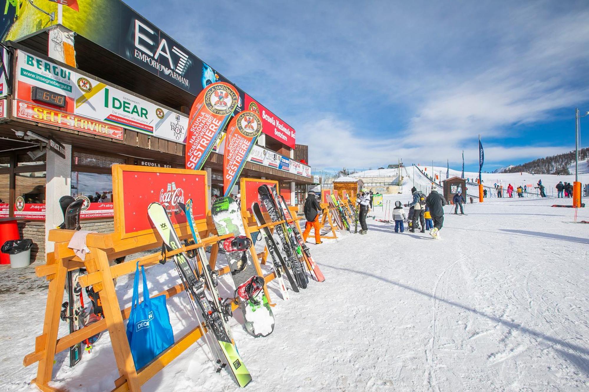 Studio Clotes Ski In - Ski Out - Happy Rentals Oulx エクステリア 写真